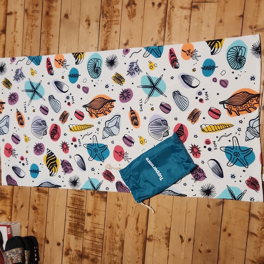 Tupperware Beach Towel & Bag